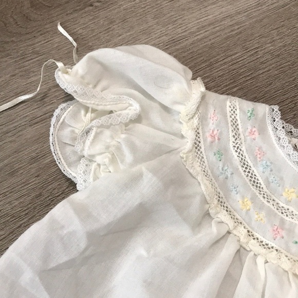 Pauly Hand Made In Colombia Dainty Lace Dress Top - Picture 2 of 7